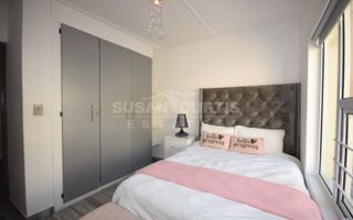 3 Bedroom Townhouse To Rent in Long Beach