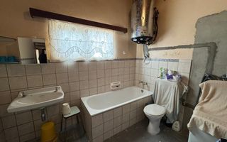 3 Bedroom House For Sale in Henties Bay Central, Henties Bay