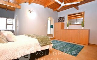 5 Bedroom House For Sale in Noord Duin, Henties Bay