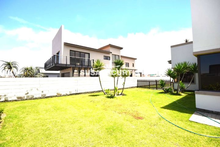 4 Bedroom House For Sale in Ocean View, Swakopmund