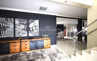 4 Bedroom House For Sale in Ocean View, Swakopmund