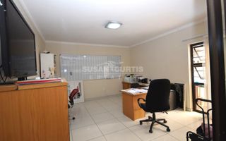 4 Bedroom House For Sale in Ocean View, Swakopmund