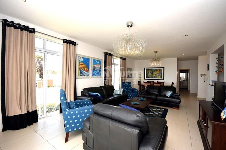 3 Bedroom Apartment/Penthouse To Rent in Swakopmund Central