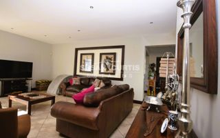 4 Bedroom House For Sale in Vogelstrand, Swakopmund