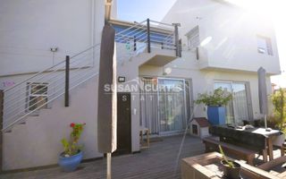 4 Bedroom House For Sale in Vogelstrand, Swakopmund