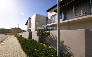4 Bedroom House For Sale in Vogelstrand, Swakopmund