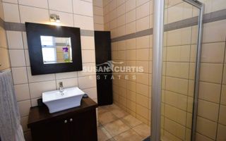 4 Bedroom House For Sale in Vogelstrand, Swakopmund