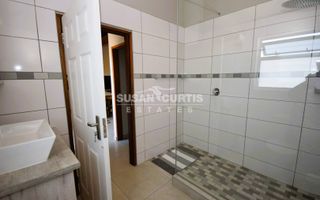 4 Bedroom House For Sale in Vogelstrand, Swakopmund