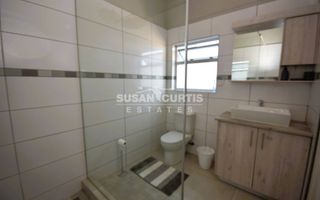 4 Bedroom House For Sale in Vogelstrand, Swakopmund