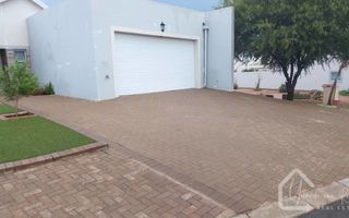 2 Bedroom House To Rent in Finkenstein, Windhoek