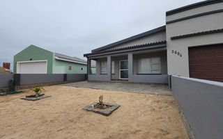 3 Bedroom House For Sale in Sunbay, Henties Bay
