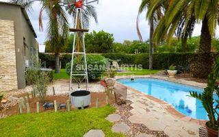 8 Bedroom House For Sale in Otjiwarongo