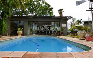 8 Bedroom House For Sale in Otjiwarongo