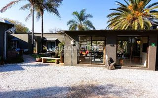 8 Bedroom House For Sale in Otjiwarongo