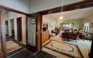 5 Bedroom House For Sale in Klein Windhoek, Windhoek