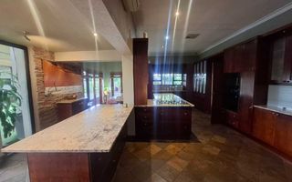 5 Bedroom House For Sale in Klein Windhoek, Windhoek