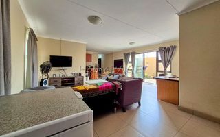 3 Bedroom Townhouse For Sale in Hermis