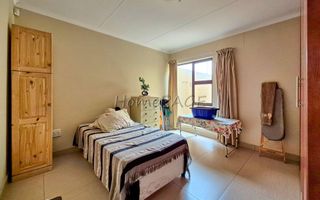 3 Bedroom Townhouse For Sale in Hermis