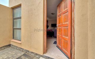 3 Bedroom Townhouse For Sale in Hermis