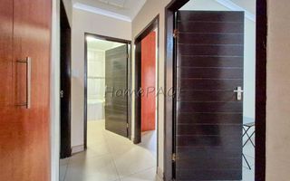 3 Bedroom Townhouse For Sale in Hermis