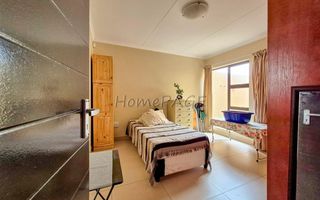 3 Bedroom Townhouse For Sale in Hermis