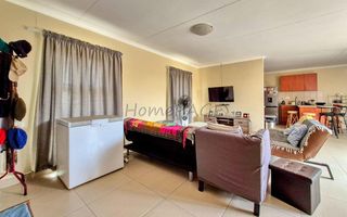 3 Bedroom Townhouse For Sale in Hermis