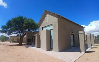 2 Bedroom Townhouse For Sale in Omeya, Windhoek