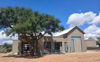 2 Bedroom Townhouse For Sale in Omeya, Windhoek