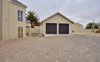 4 Bedroom House For Sale in Swakopmund Ext 8, Swakopmund