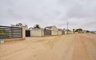 4 Bedroom House For Sale in Swakopmund Ext 8, Swakopmund
