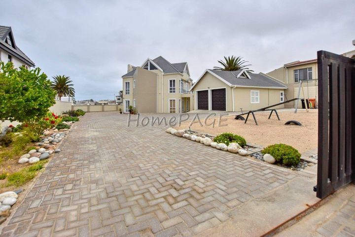 4 Bedroom House For Sale in Swakopmund Ext 8