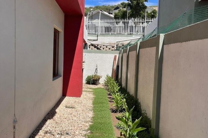 2 Bedroom Townhouse For Sale in Avis, Windhoek