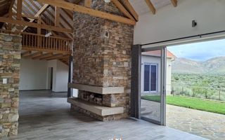 4 Bedroom House For Sale in Finkenstein, Windhoek