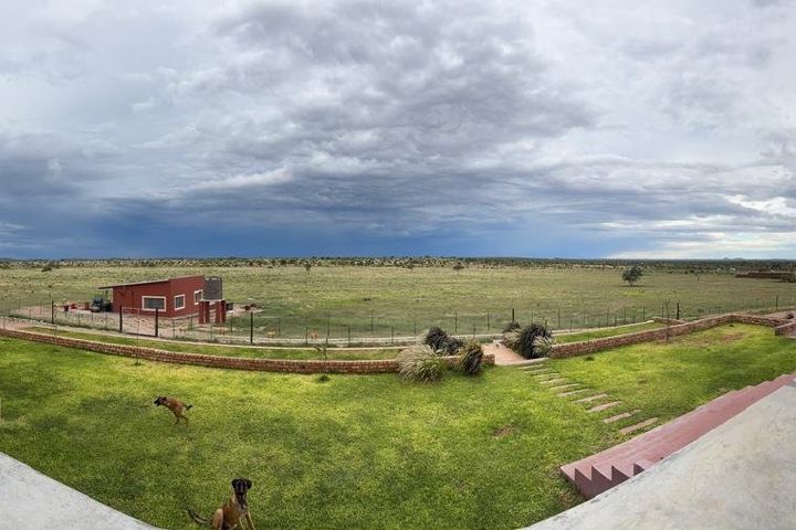 Farm For Sale in Kamanjab