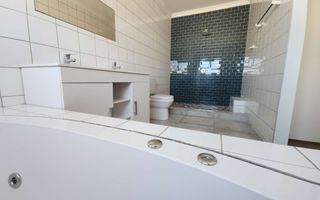 4 Bedroom House For Sale in Henties Bay Central, Henties Bay