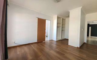 4 Bedroom House For Sale in Henties Bay Central, Henties Bay