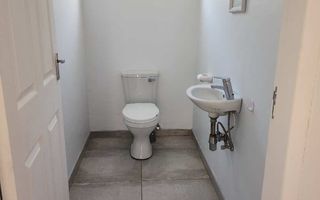 4 Bedroom House For Sale in Henties Bay Central, Henties Bay