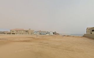 House For Sale in Henties Bay Central, Henties Bay