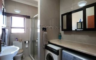 6 Bedroom House For Sale in Noord Duin, Henties Bay