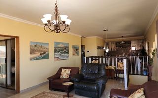 6 Bedroom House For Sale in Noord Duin, Henties Bay