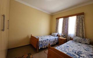 6 Bedroom House For Sale in Noord Duin, Henties Bay