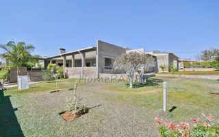 5 Bedroom House For Sale in Outjo