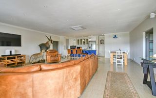 5 Bedroom House For Sale in Outjo