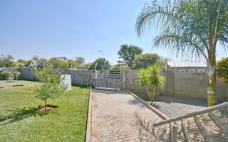 5 Bedroom House For Sale in Outjo