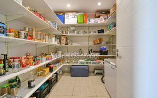 5 Bedroom House For Sale in Outjo