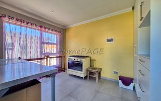 5 Bedroom House For Sale in Meersig