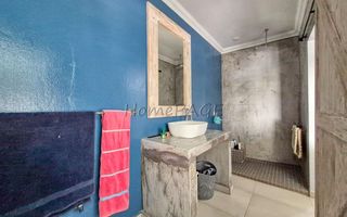 5 Bedroom House For Sale in Meersig