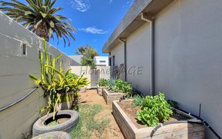 5 Bedroom House For Sale in Meersig