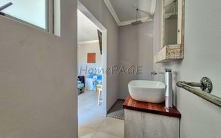 5 Bedroom House For Sale in Meersig