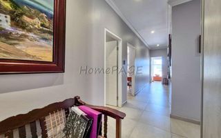 5 Bedroom House For Sale in Meersig